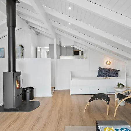 Casa vacanze Awesome In With Kitchen Løkken